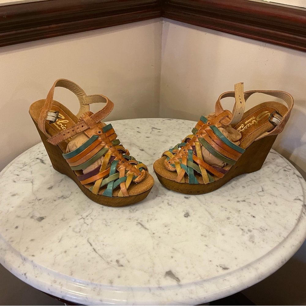 Wedge sandals in size 38